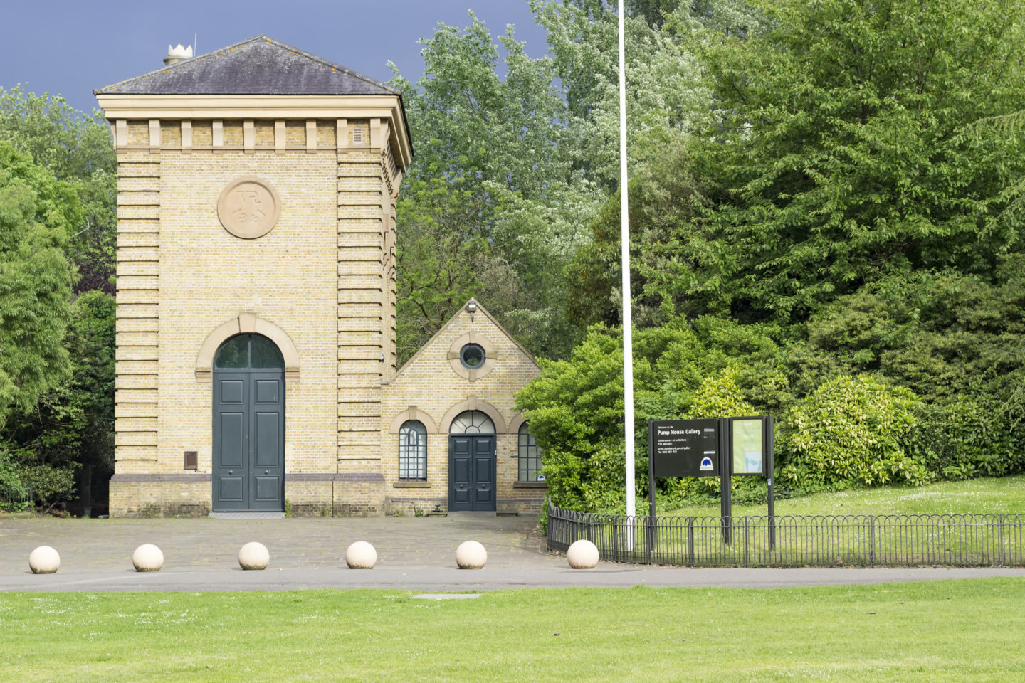 Pump House Gallery, Battersea Park